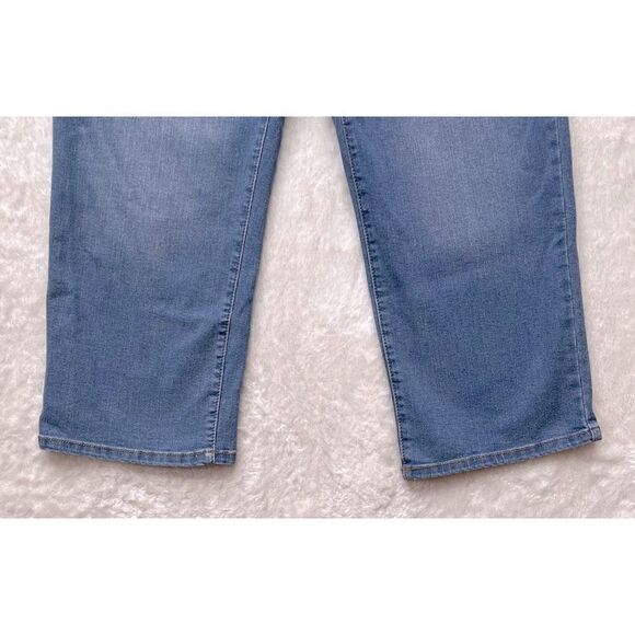 NWT NINE WEST Mid Rise Relaxed Fit Chrystie Capri Stretch Denim in Canyon, 12 - Picture 11 of 16